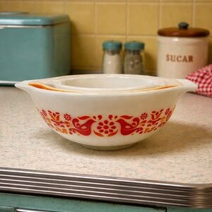 3 Piece Pyrex Friendship Nesting Bowl Set